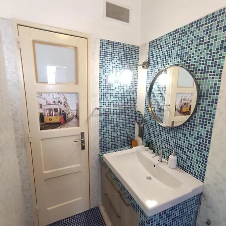 Memo Moscavide Lisboa